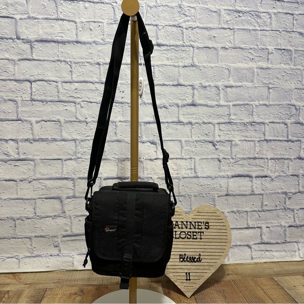 Lowepro adventure 140 Camera Bag